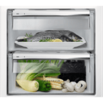 AEG SKK818E9ZC 177cm Built In Fridge