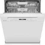 Miele G7130SC Freestanding Dishwasher in Brilliant White