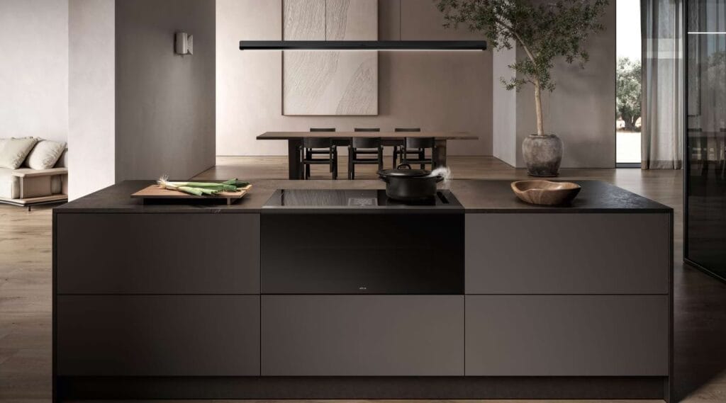 Meet Elica LHOV: A Game-Changing Hood, Oven, and Induction Hob Elica LHOV space-saving design with integrated hood, oven, and induction hob in a modern kitchen.