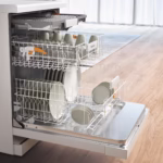 Miele G5811SC Freestanding Dishwasher in Brilliant White