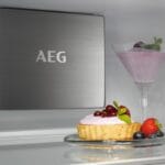 AEG NSC7G181DS 177cm Built In Fridge Freezer